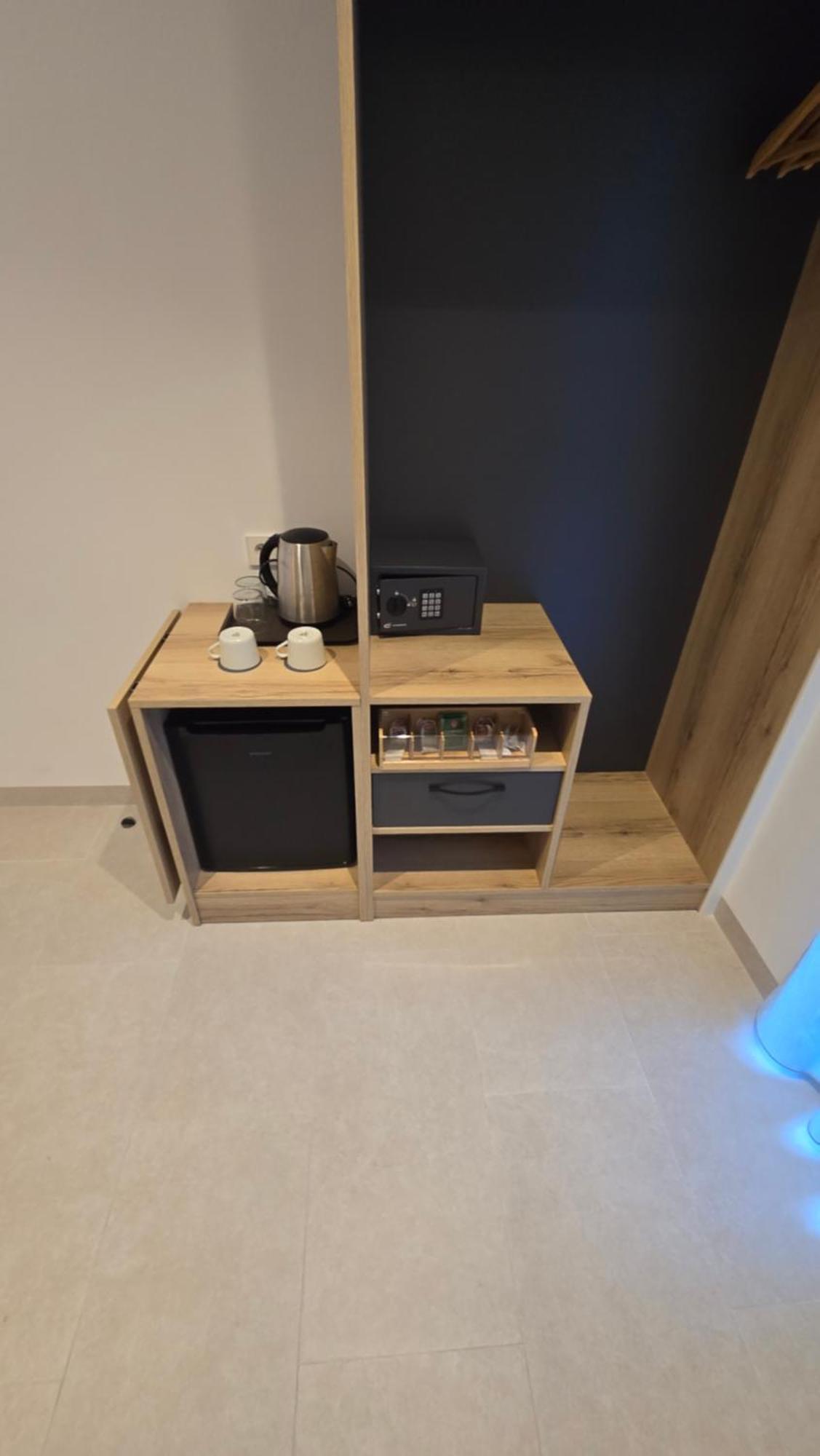 Hostal Rambla 24 By Holihome Alicante Esterno foto