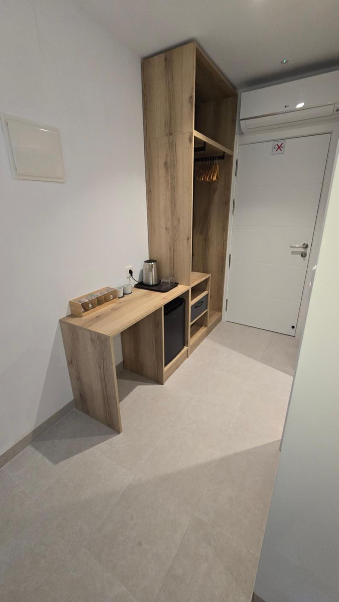 Hostal Rambla 24 By Holihome Alicante Esterno foto