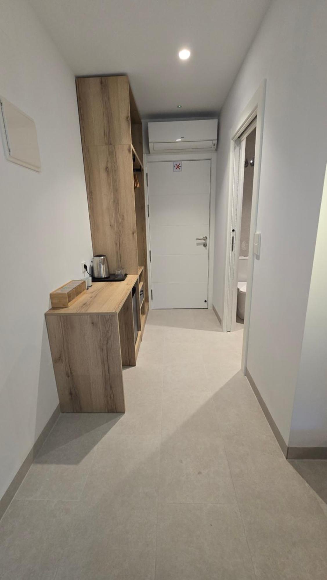 Hostal Rambla 24 By Holihome Alicante Esterno foto