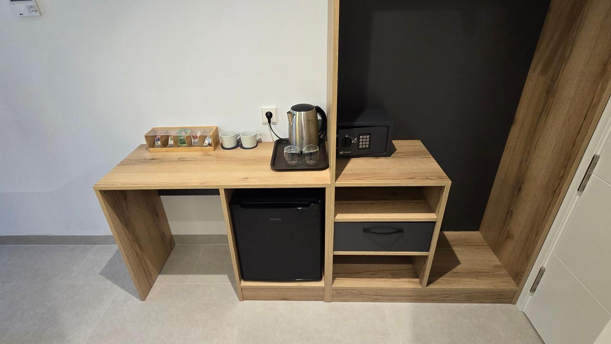 Hostal Rambla 24 By Holihome Alicante Esterno foto