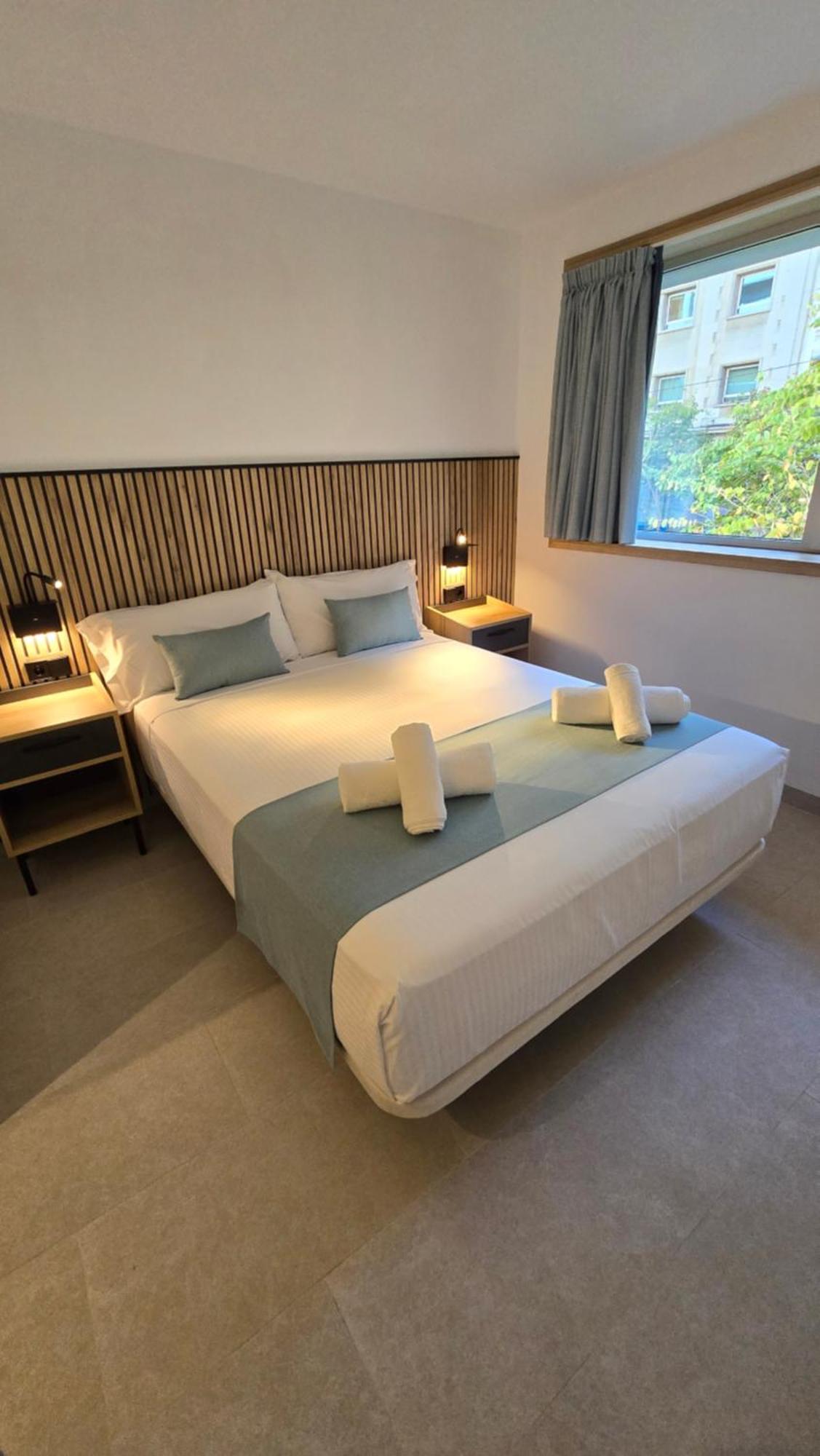 Hostal Rambla 24 By Holihome Alicante Esterno foto